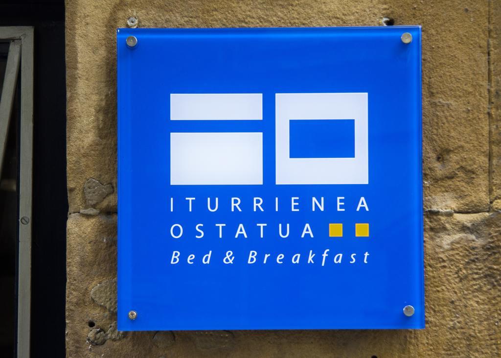Iturrienea Ostatua Hotell Bilbao Exteriör bild